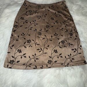 Chic Floral Tan Midi Skirt